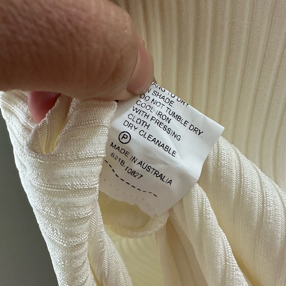 Bec + Bridge Selene V Maxi Dress - Picture 9 of 11